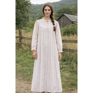 Lanz Salzburg Tyrolean Purple Flower Traditional Long Nightgown S Ballet Cottage